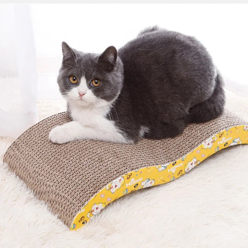 "Cardboard Cat Scratcher: Durable Corrugated Board for Claw Sharpening - Scratch-Resistant and Perfect for Play or Rest!"